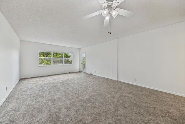 6731 Cypress Road #unit 402, Plantation