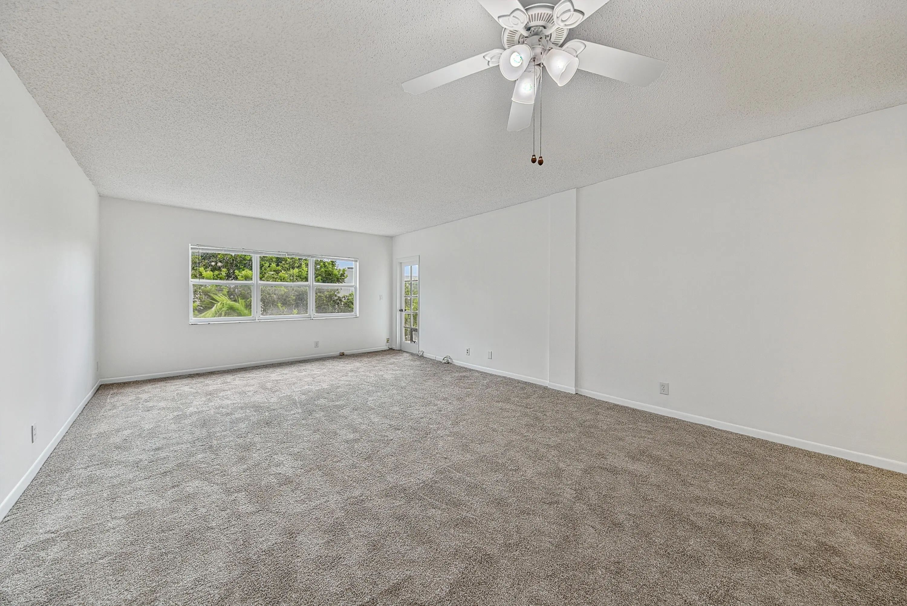 6731 Cypress Road #unit 402, Plantation