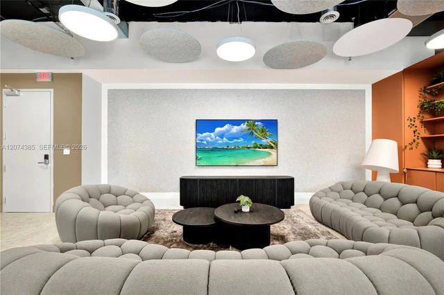 4 of 17 - 2820 Ne 214th Street #1010, Aventura, FL