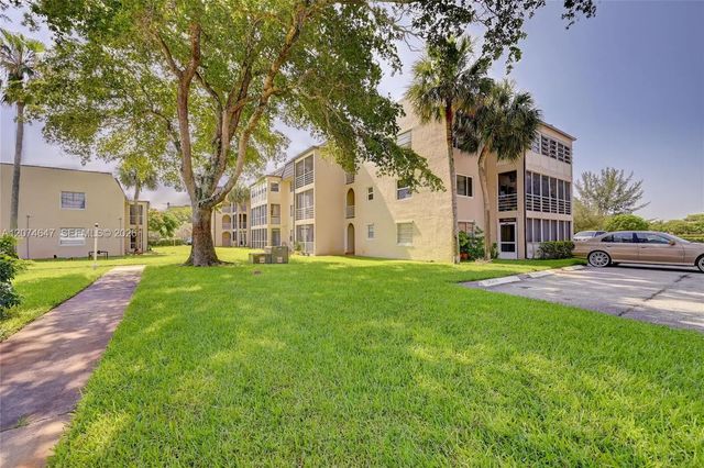 4 of 29 - 2700 Riverside Drive #303-b, Coral Springs, FL