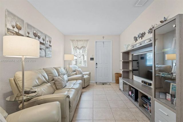 4 of 35 - 1034 Ne 30th Avenue, Homestead, FL