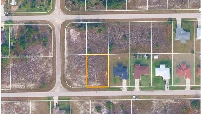 1235 Decature Street E, Lehigh Acres