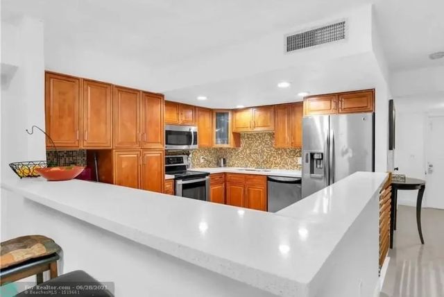 2760 Nw 47th Lane #2805, Lauderdale Lakes
