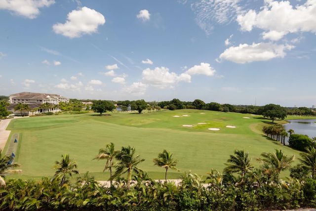 2 of 33 - 2000 Presidential Way #603, West Palm Beach, FL