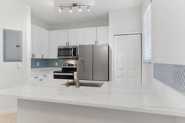 5 of 17 - 428 Bayfront Drive, Boynton Beach, FL