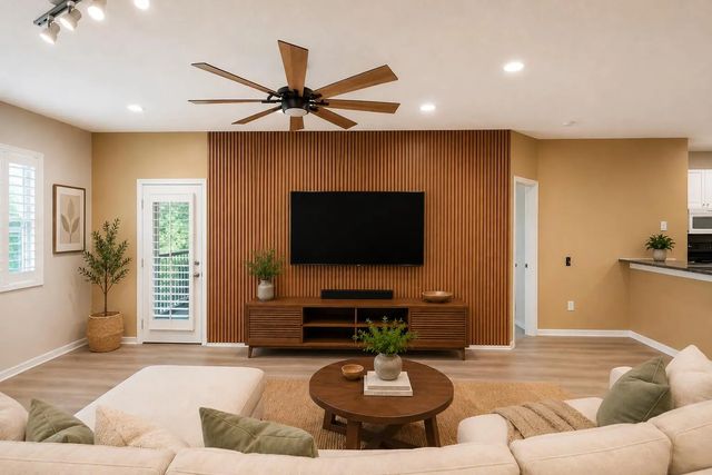 5 of 29 - 2927 Crestwood Terrace #7201, Margate, FL