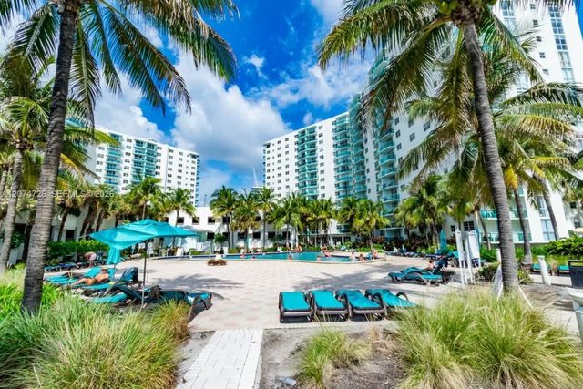 2 of 19 - 3901 S Ocean Drive #6t, Hollywood, FL