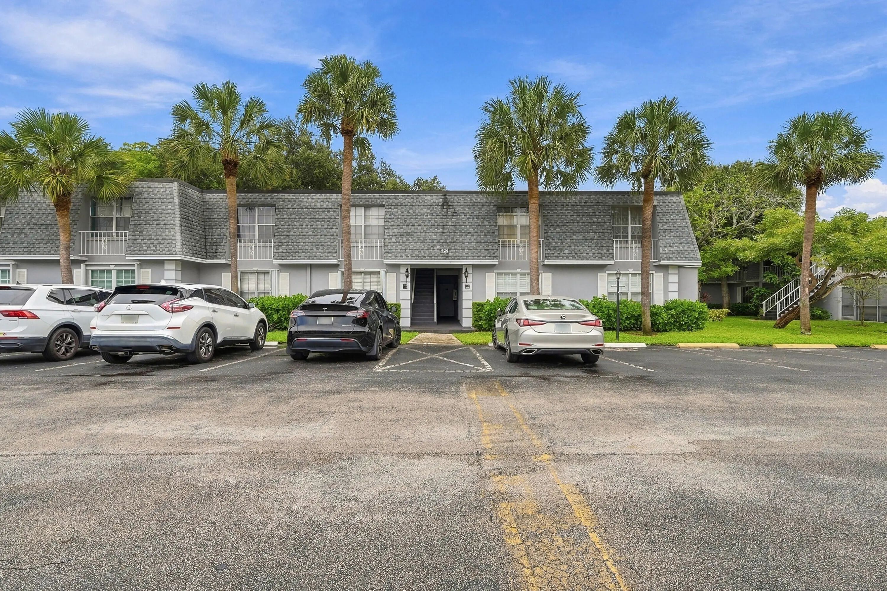 424 Nw 70th Avenue #121, Plantation