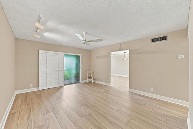 4 of 34 - 424 Nw 70th Avenue #121, Plantation, FL