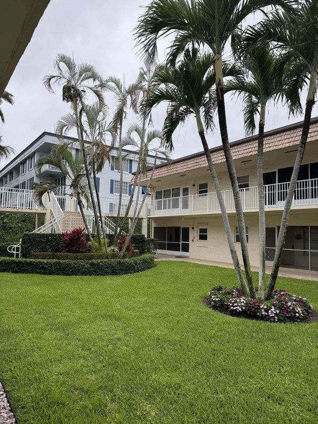2 of 33 - 632 Snug Harbor Drive #d6, Boynton Beach, FL