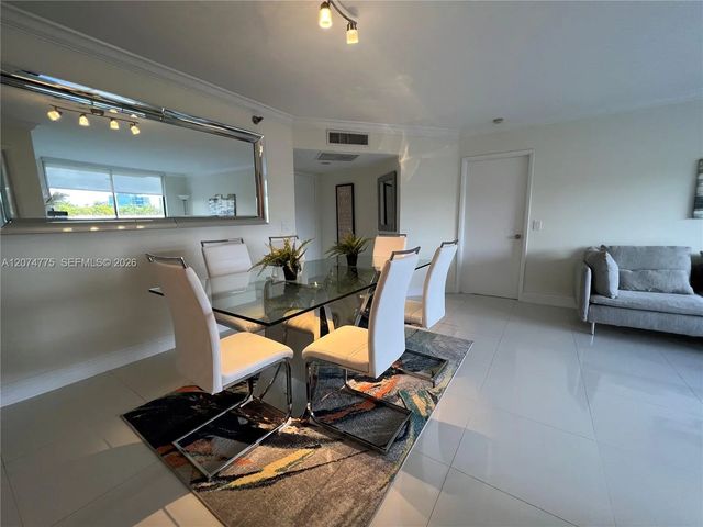 4 of 22 - 3300 Ne 191st Street #406, Aventura, FL