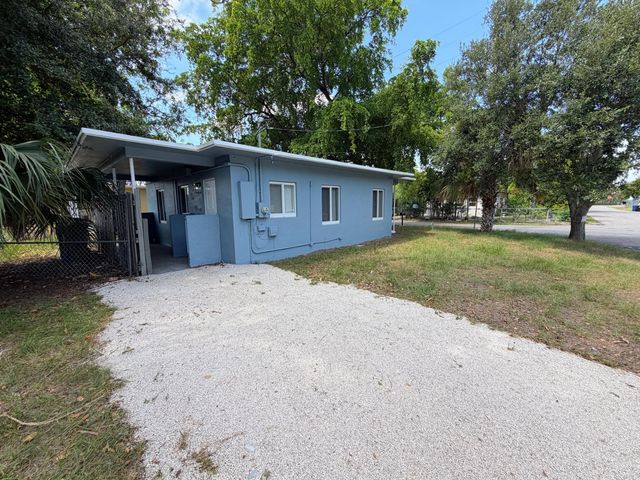 3 of 32 - 716 Nw 17th Avenue, Fort Lauderdale, FL
