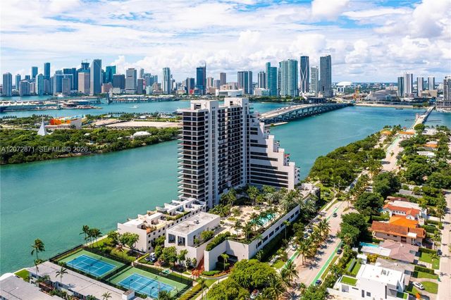 1000 Venetian Way #301/303, Miami