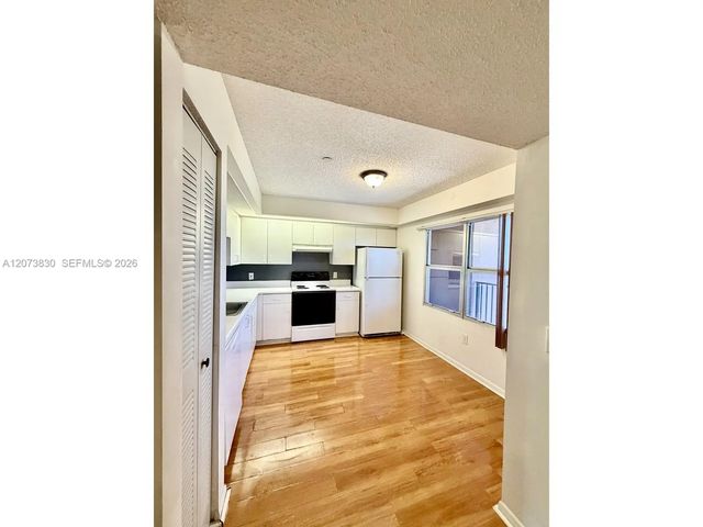 3 of 11 - 571 Sw 142nd Avenue #407o, Pembroke Pines, FL