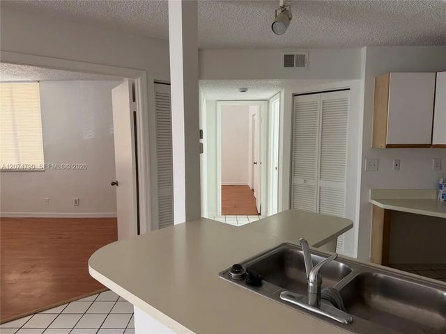 3 of 14 - 4015 W Mcnab Road #d209, Pompano Beach, FL