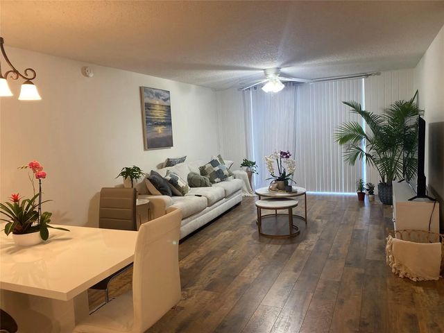 7173 Orange Drive #220b, Davie