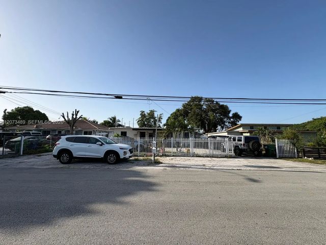 3 of 21 - 3001 Nw 106th Street, Miami, FL