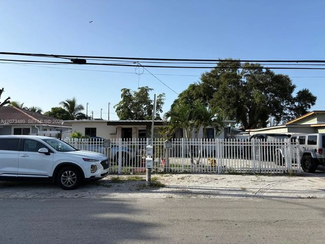 4 of 21 - 3001 Nw 106th Street, Miami, FL