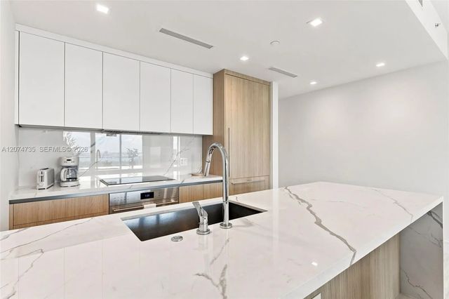 5 of 59 - 2411 Laguna Circle #1704, North Miami, FL