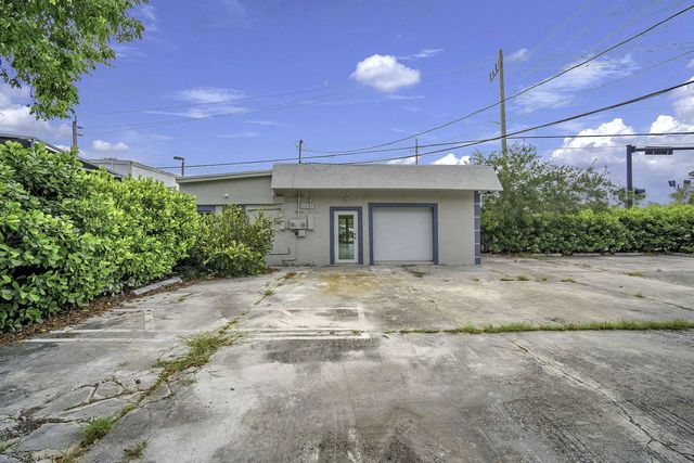 4 of 18 - 3311 N Dixie, Pompano Beach, FL