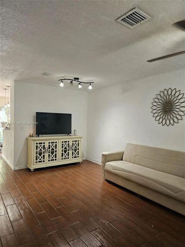 3 of 12 - 126 Hidden Ct Road #27-d, Hollywood, FL
