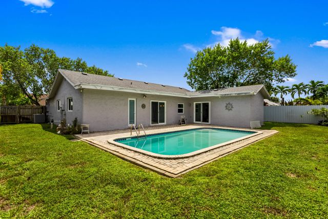 2 of 50 - 8621 Nw 3rd Street, Pembroke Pines, FL