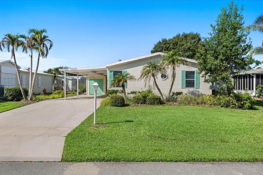 2911 Nine Iron Drive, Port St. Lucie