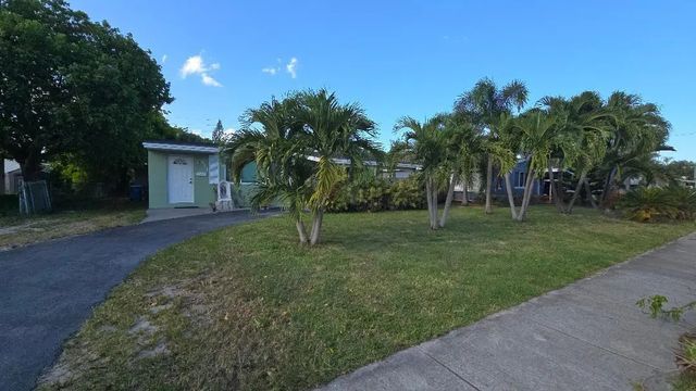 3 of 19 - 911 Ne 58th Street, Oakland Park, FL