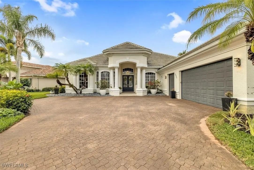 2721 Olde Cypress Drive, Naples, FL, 34119