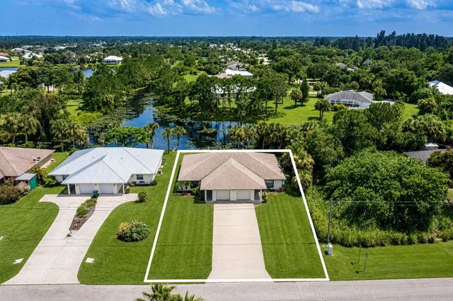 5 of 27 - 307 S Wimbrow Drive, Sebastian, FL