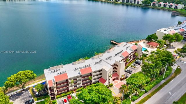 114 Lake Emerald Drive #409, Oakland Park
