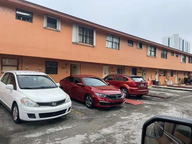 10851 Sw 6th Street #5, Sweetwater