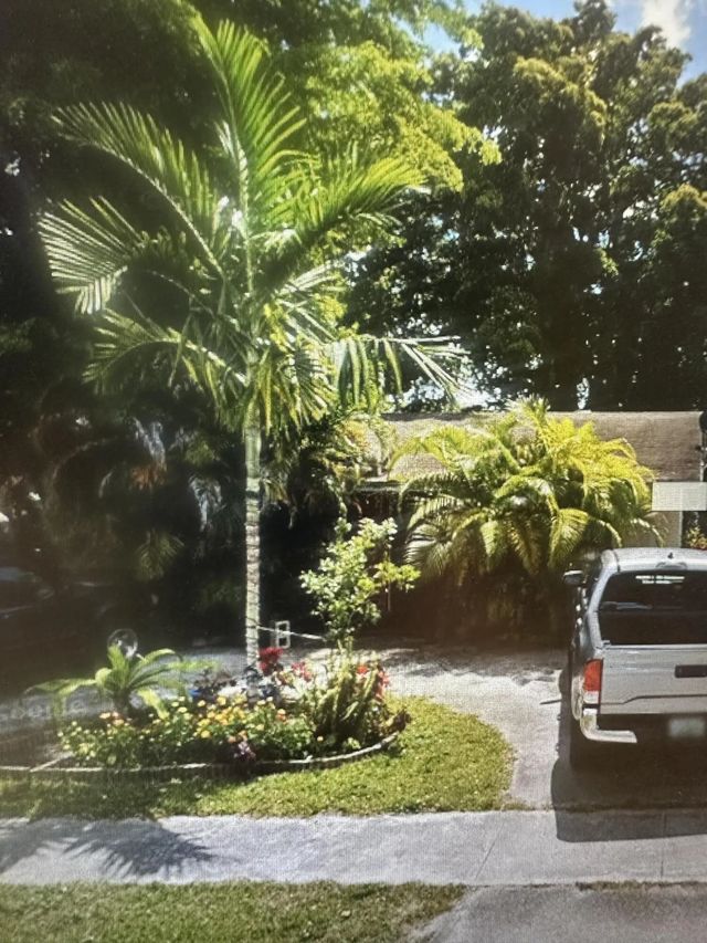 7520 Sw 9th Street, North Lauderdale