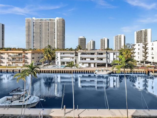 5 of 18 - 3601 Ne 170th Street #301 - Dock, North Miami Beach, FL