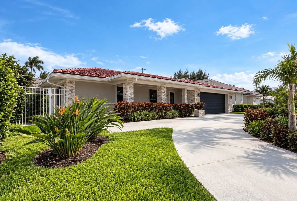 1221 Singer Drive, Singer Island