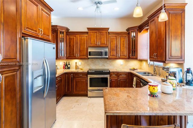 3 of 76 - 10564 Nw 57th Street, Doral, FL