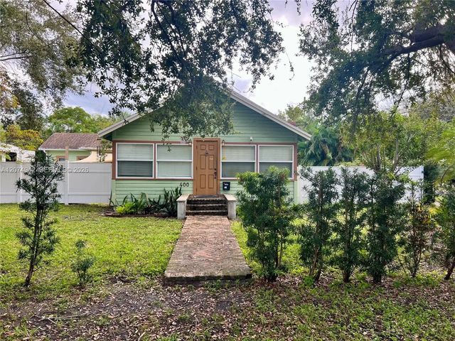 2 of 21 - 400 Ne 3rd Street, Pompano Beach, FL