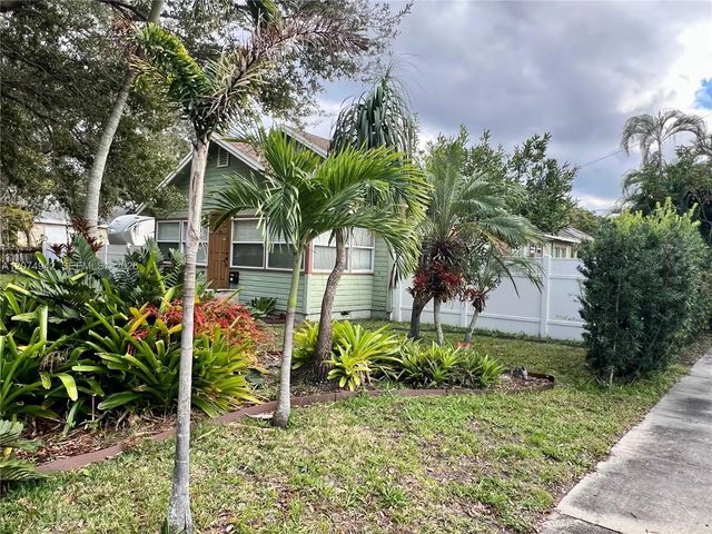 5 of 21 - 400 Ne 3rd Street, Pompano Beach, FL
