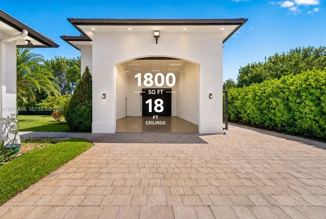 4 of 31 - 10352 Nw 131st Street, Hialeah Gardens, FL