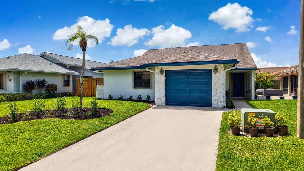2390 Nw 15th Street Nw, Delray Beach