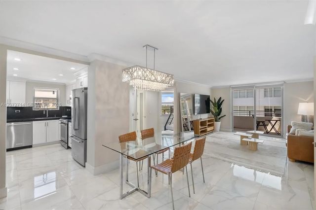 5 of 35 - 5555 Collins Avenue #16b, Miami Beach, FL