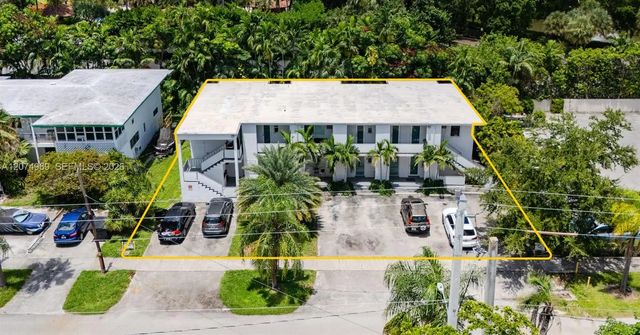2 of 23 - 1385 Ne 105th Street, Miami Shores, FL