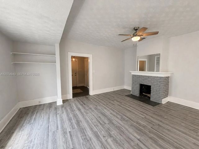 4 of 21 - 747 West Street, Jacksonville, FL