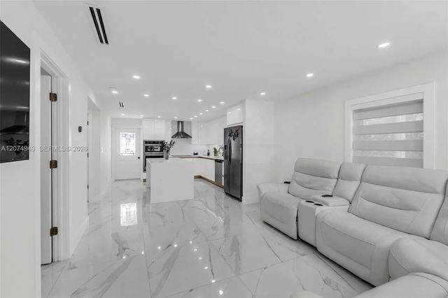 3 of 31 - 1593 Barbarie Lane, West Palm Beach, FL