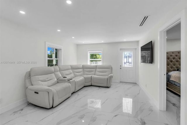 4 of 31 - 1593 Barbarie Lane, West Palm Beach, FL