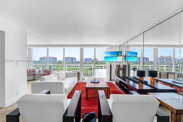 400 S Pointe Drive #505, Miami Beach
