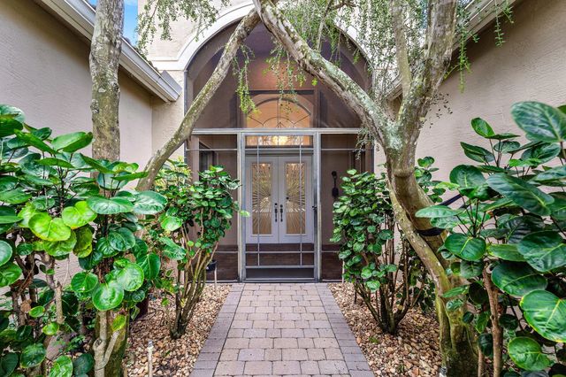 3 of 64 - 10582 Whitewind Circle, Boynton Beach, FL