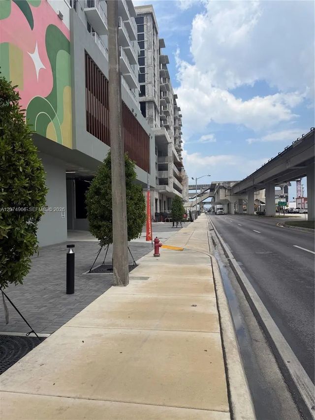 3 of 21 - 1033 E 25th Street #1, Hialeah, FL