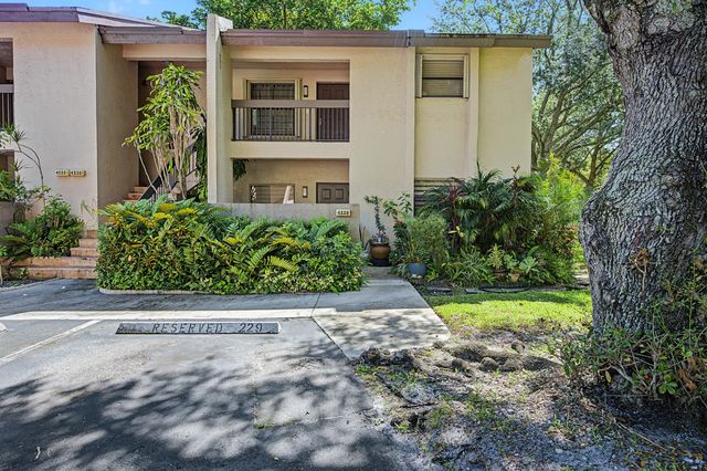 2 of 36 - 4228 Nw 22nd Street #100j, Coconut Creek, FL