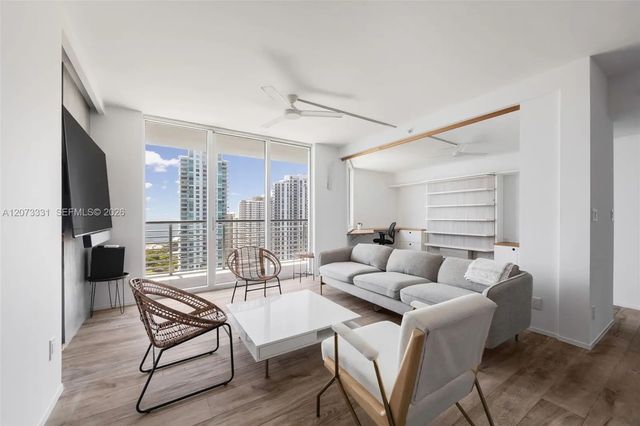 4 of 37 - 335 S Biscayne Boulevard #2805, Miami, FL